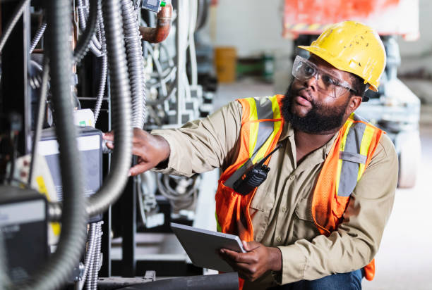 Best Local Electrician Companies  in Ridge Wood Heights, FL
