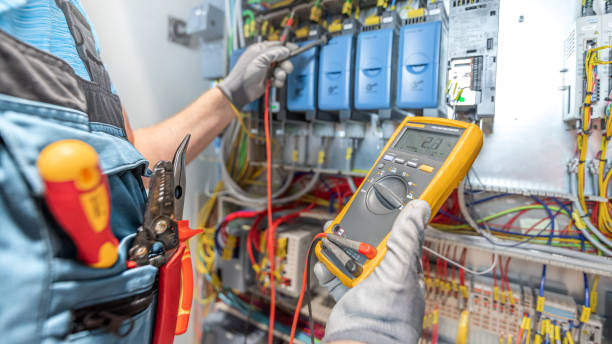 Best Licensed Electrician  in Ridge Wood Heights, FL